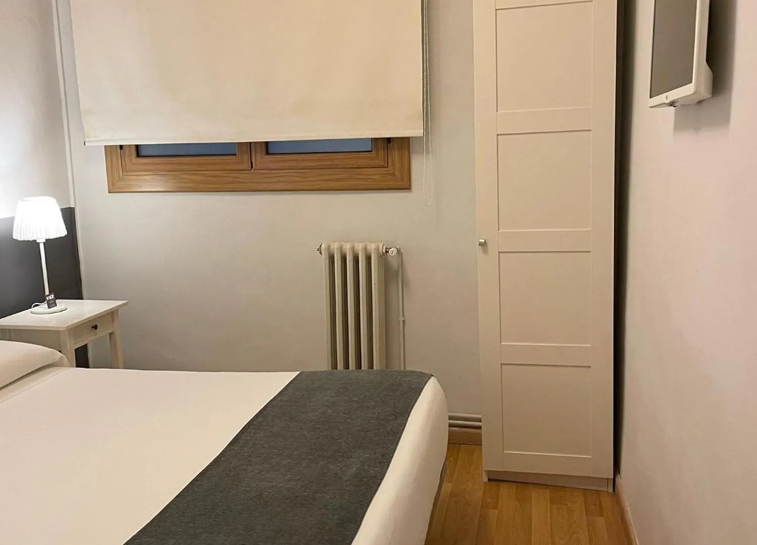 Hostal El Ninot Барселона Испания