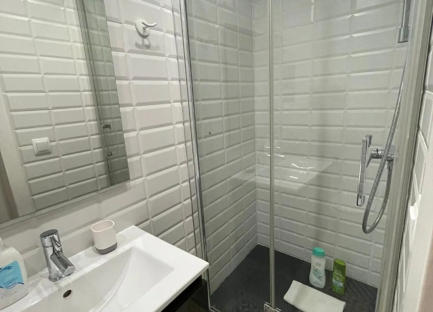 Hostal El Ninot Барселона 2*,