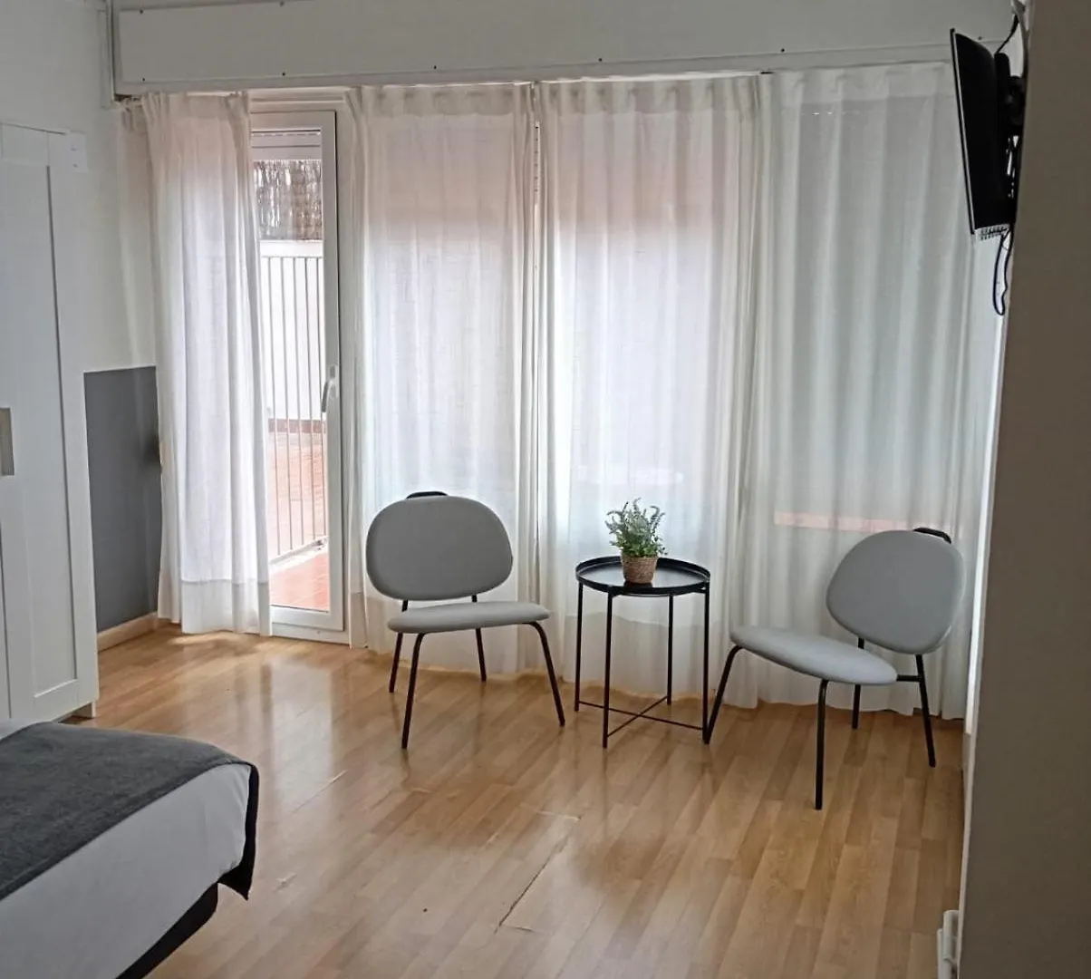 Hostal El Ninot Барселона Испания
