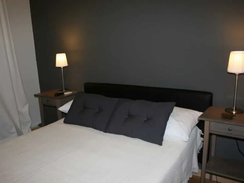 Hostal El Ninot Барселона Гостевой дом