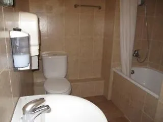 Hostal El Ninot Барселона Гостевой дом