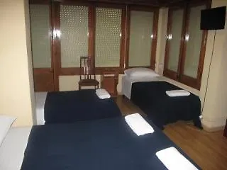 Guest house Hostal El Ninot Barcelona