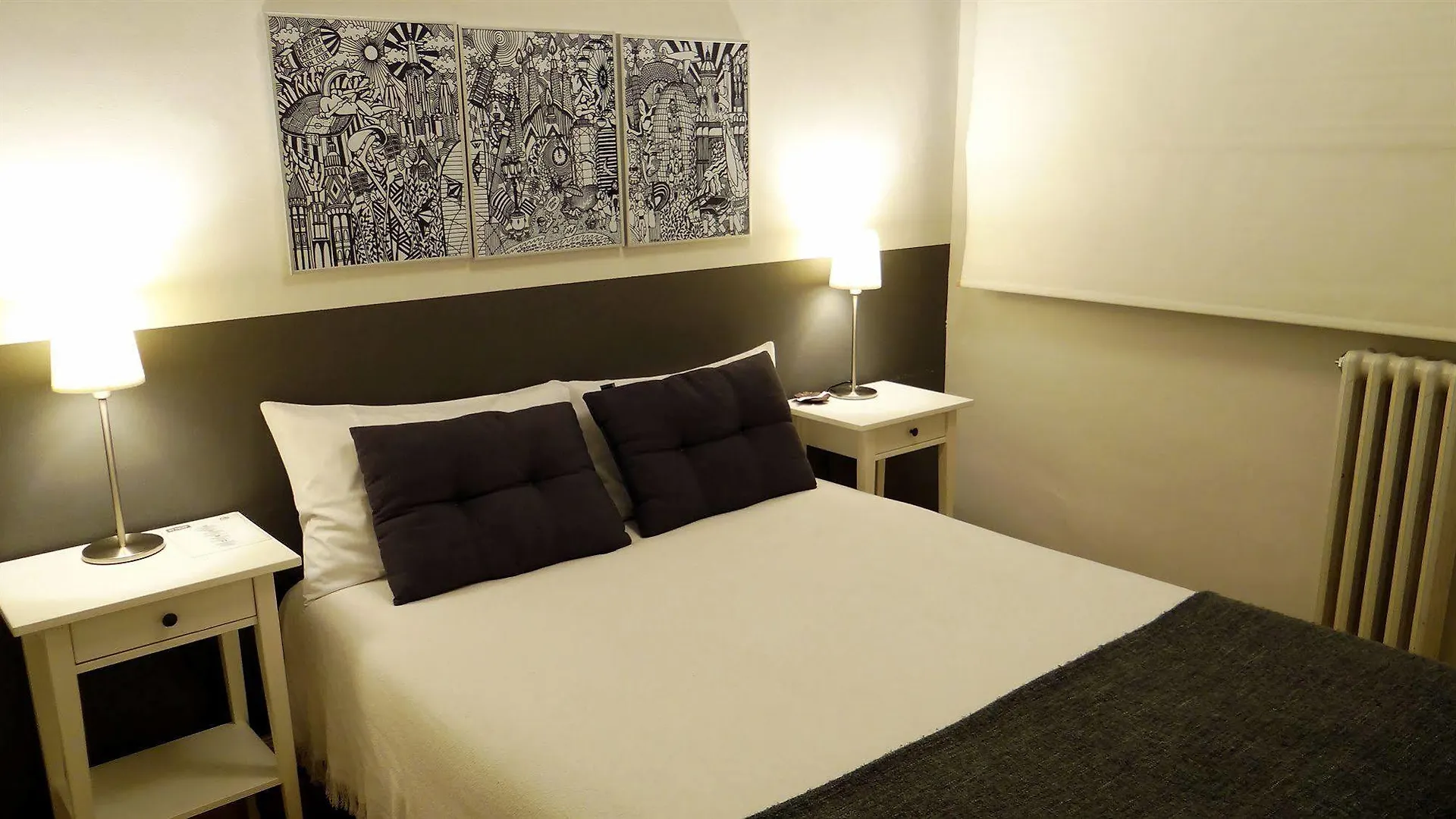 Hostal El Ninot Барселона Гостевой дом
