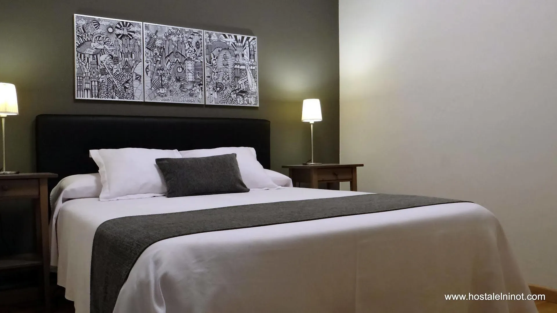 Hostal El Ninot Барселона