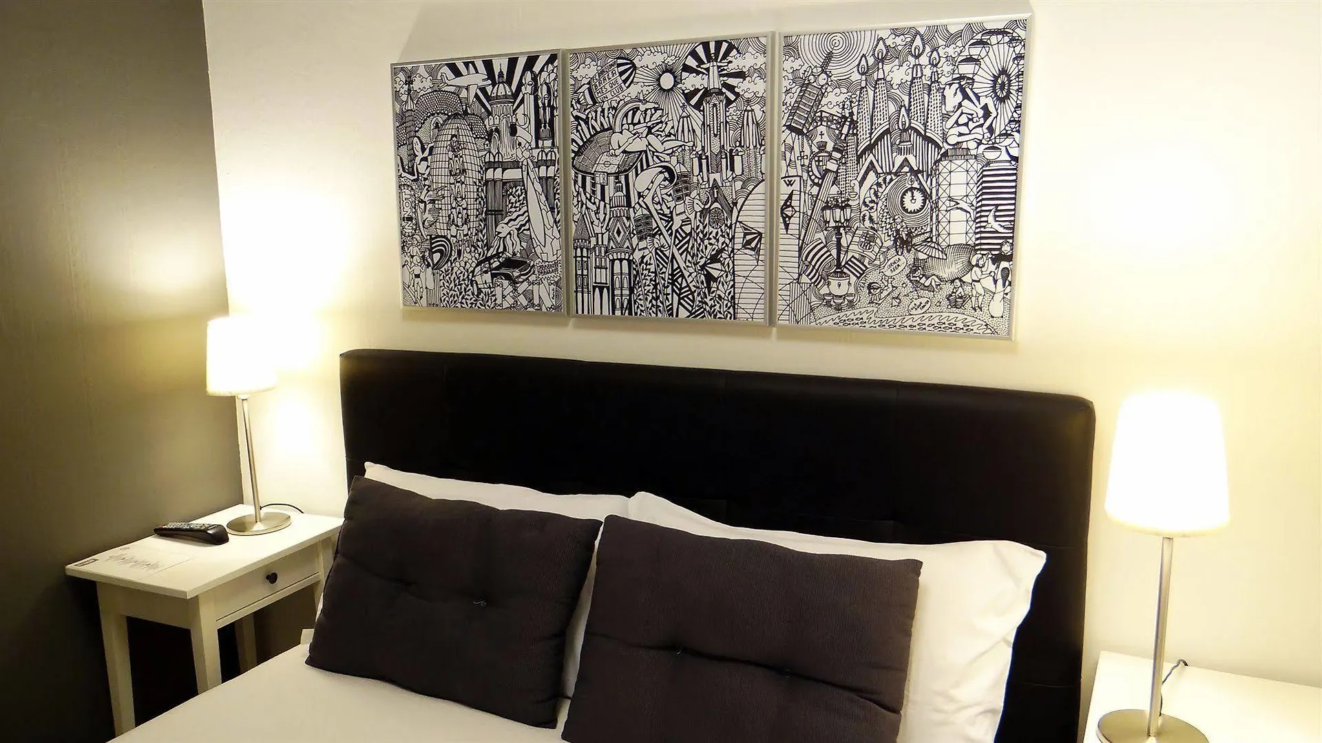 Hostal El Ninot Барселона